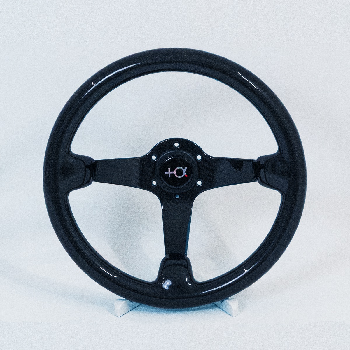 W01 ディーピー グロスカーボン ディープディッシュ ステアリングホイール